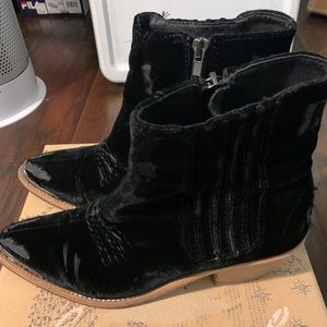 Distressed cowboy 🤠 boots from Free People 🍀